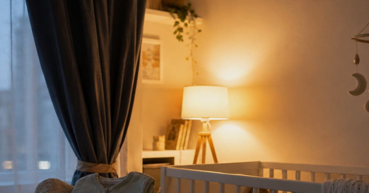 Imagine fotorealista, fara text, pentru articolul despre tranzitia la un singur somn la 18-24 luni